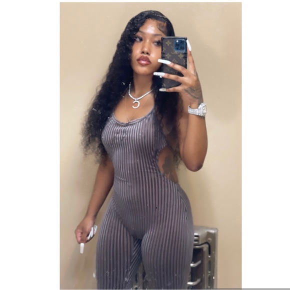 Gswoo one piece set worn once - Picture 2 of 3